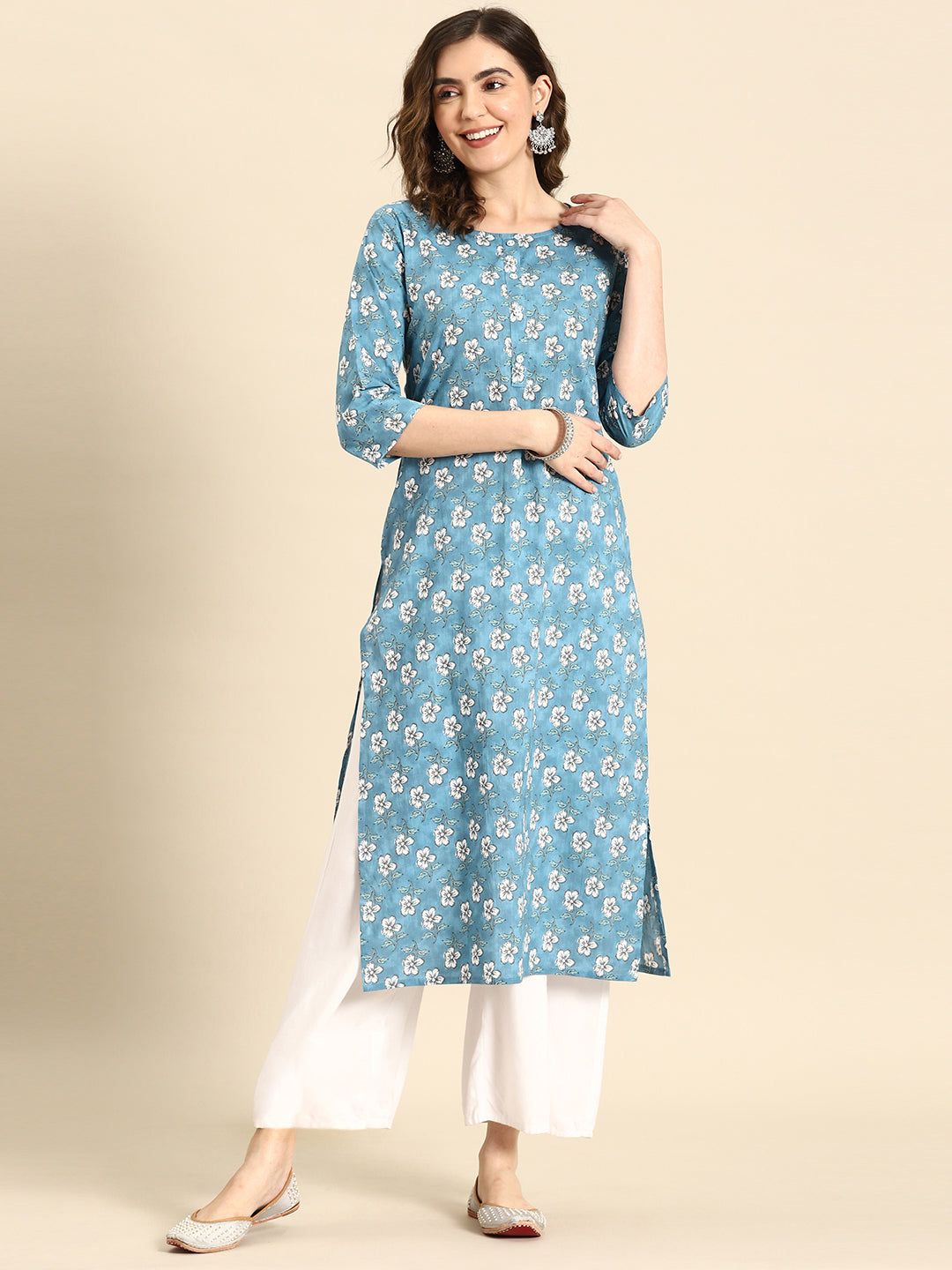 Women Blue Ethnic Printed Straight Kurta with Three Quarter Sleeves