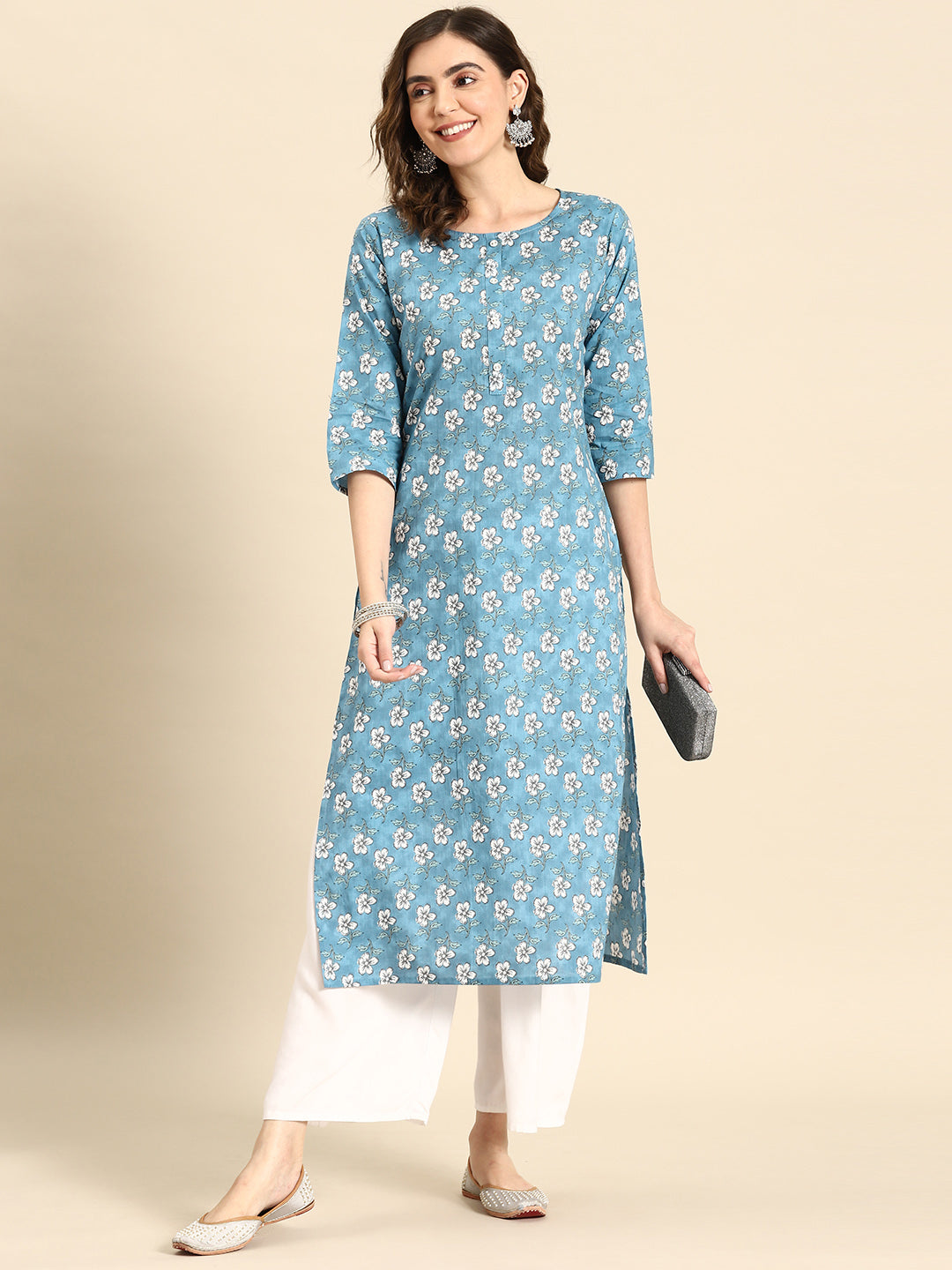 Women Blue Ethnic Printed Straight Kurta with Three Quarter Sleeves