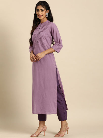 Women Purple Straight Kurta With Three Quarter Sleeves