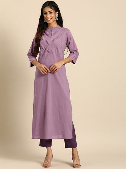 Women Purple Straight Kurta With Three Quarter Sleeves