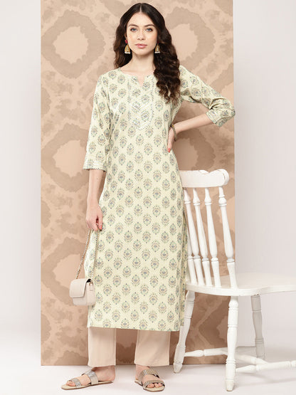 Women Cream Printed Straight Kurta With Three Quarter Sleeves