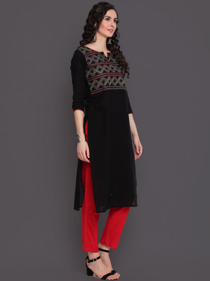 Embroidered Straight Calf Length 3/4 Sleeves Round Neck Cotton Slub Kurta