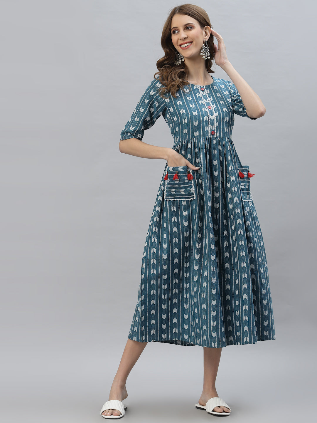 Casual Lawn Cotton Dress Designing Ideas for Ladies | Pakistani dresses  casual, Simple dresses, Fashion design dress