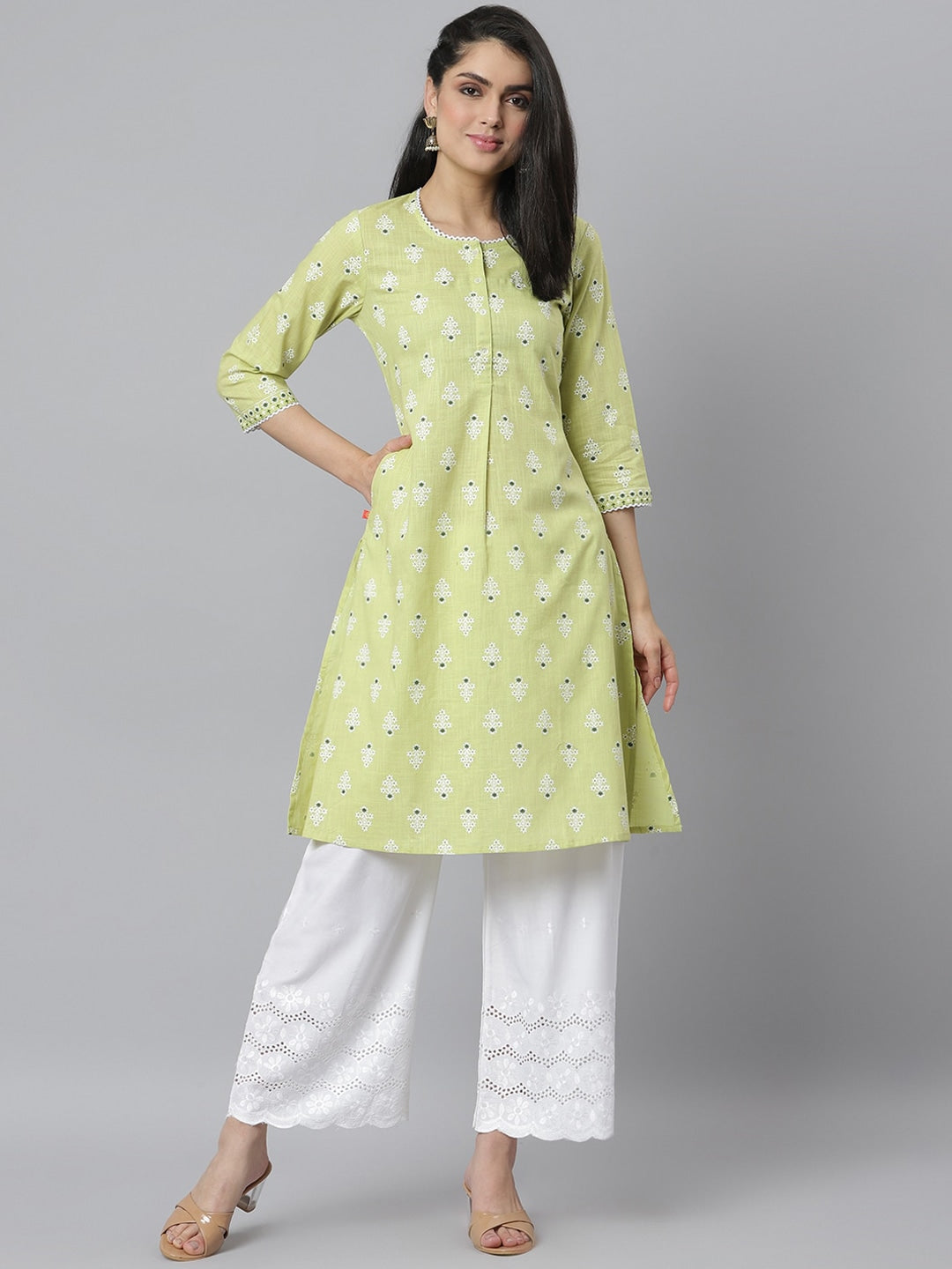 Women's Floral Printed Rayon Straight Kurta