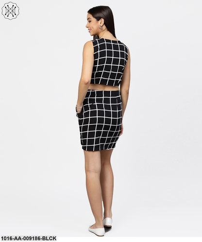 Black Check Boat Nect Crop Top With High Waisted Skirt