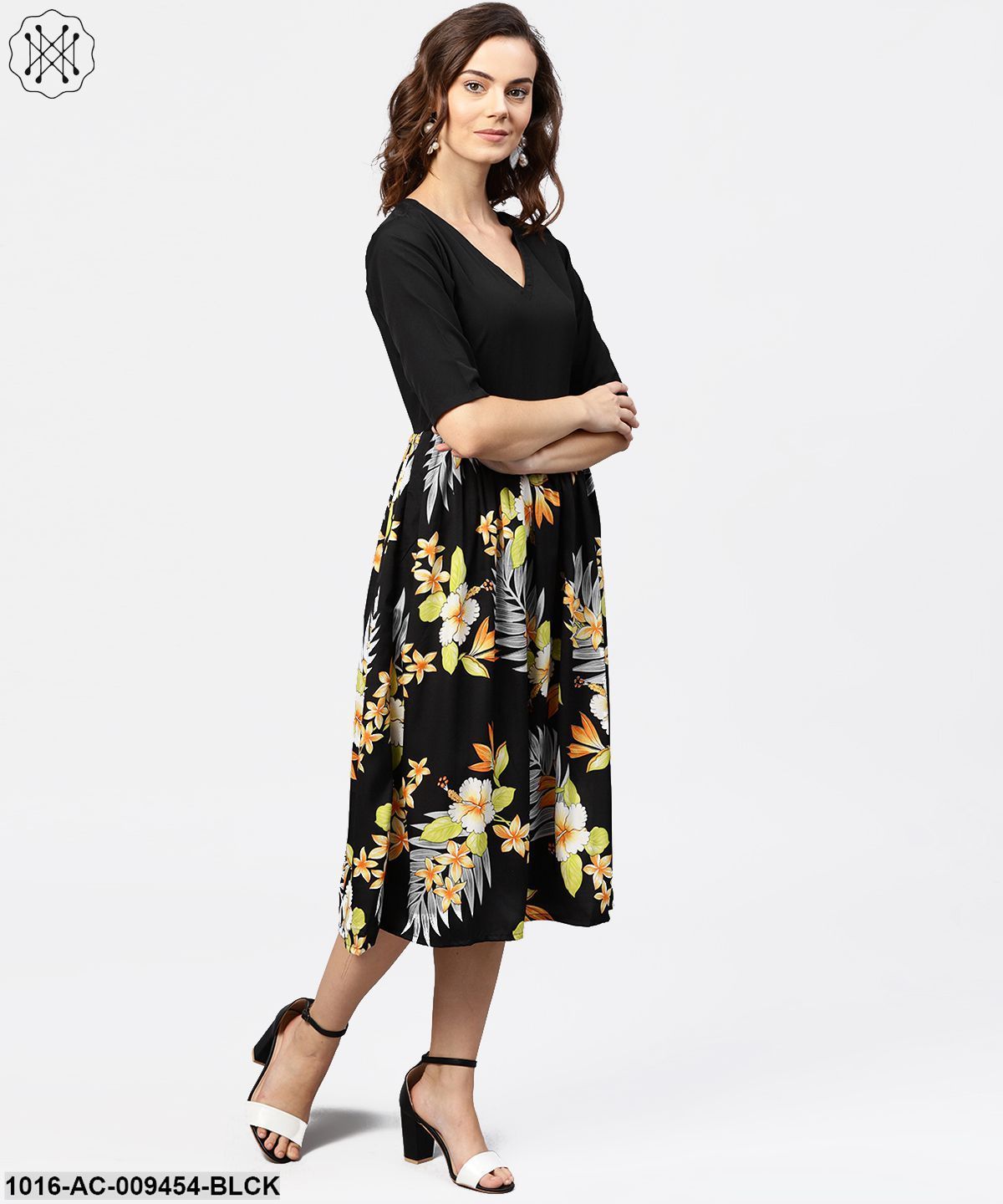 Black Printed 3/4Th Sleeve V-Neck Dress