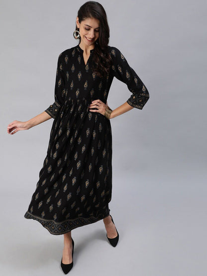 Women Black & Gold Printed Maxi Dress With Three Quarter Sleeves