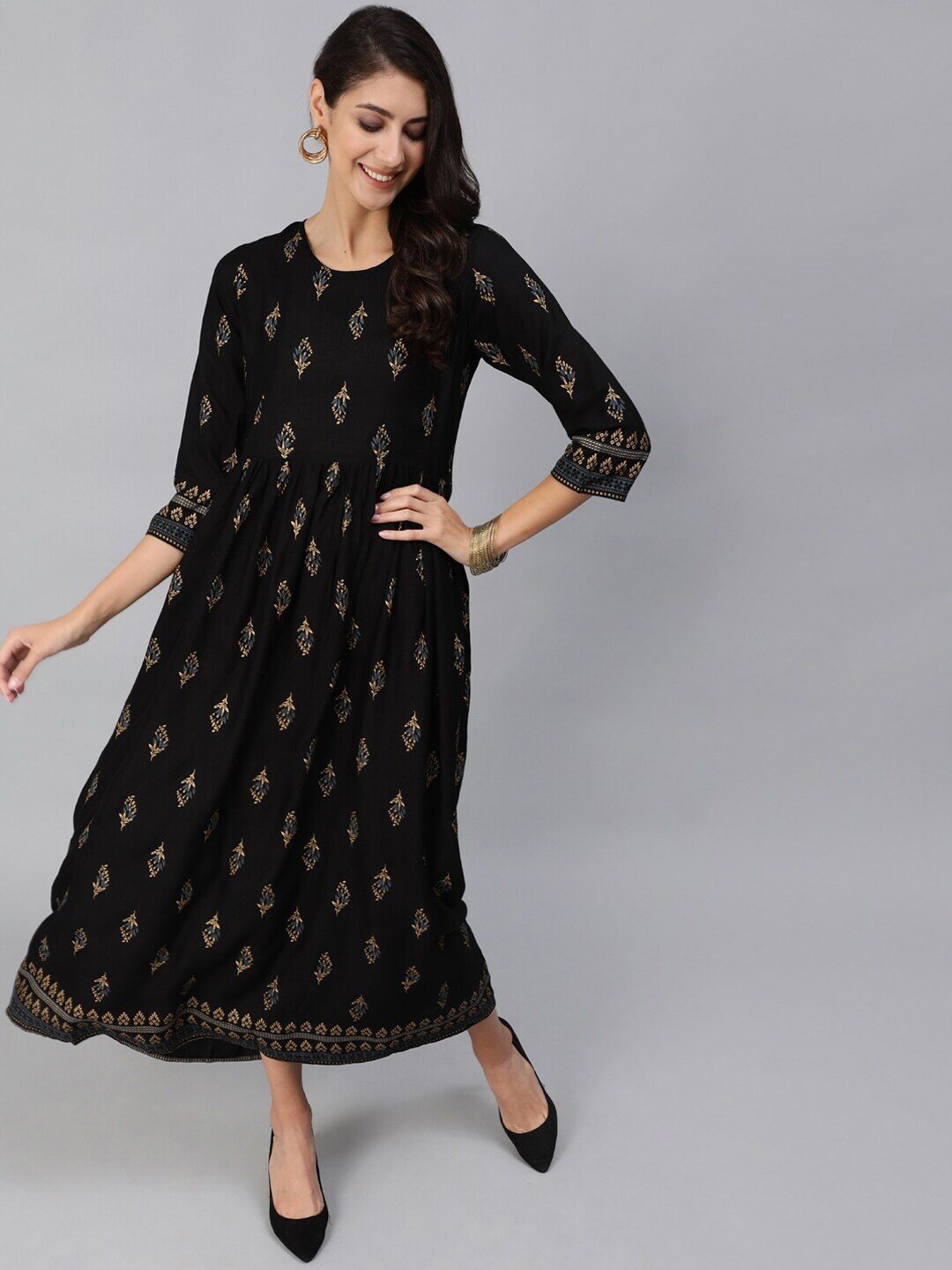 Women Black & Gold Printed Maxi Dress With Three Quarter Sleeves