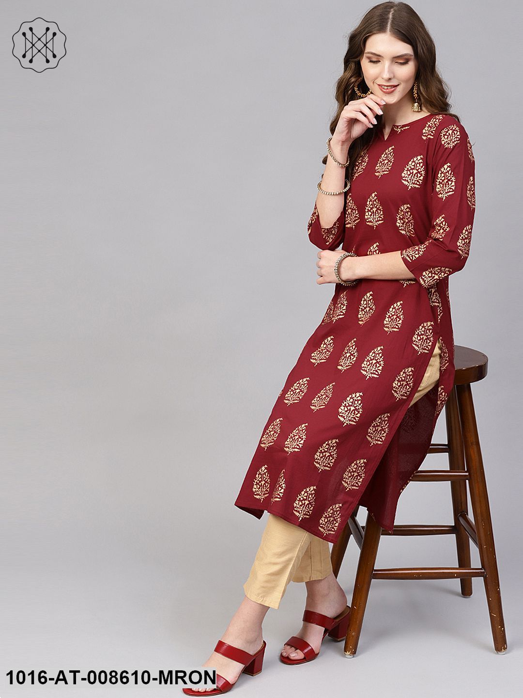 Maroon Gold Straight Printed Kurta With Round Neck & 3/4 Sleeves