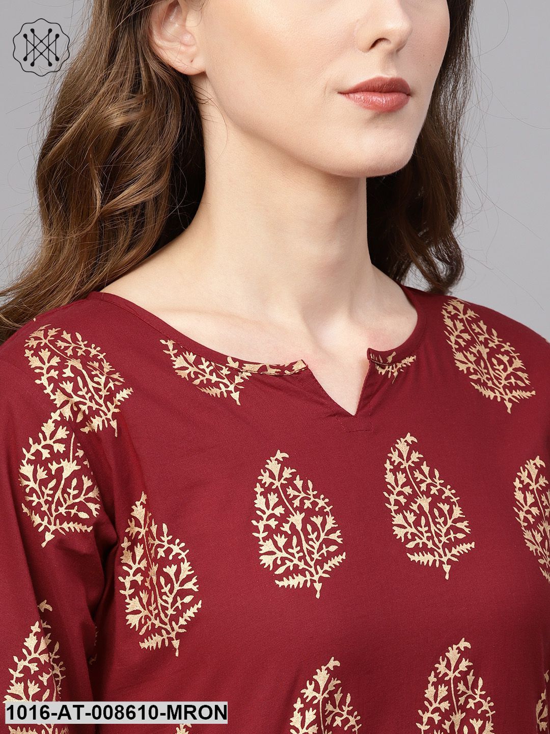 Maroon Gold Straight Printed Kurta With Round Neck & 3/4 Sleeves