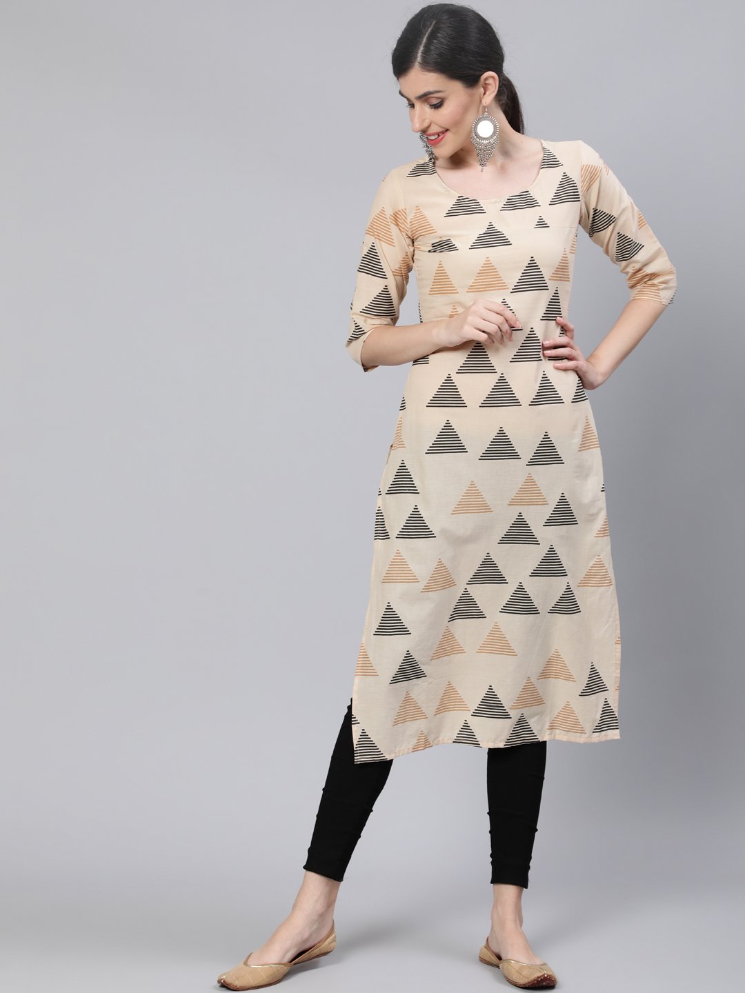 Women Beige Printed Straight Kurta With Three Quarter Sleeves