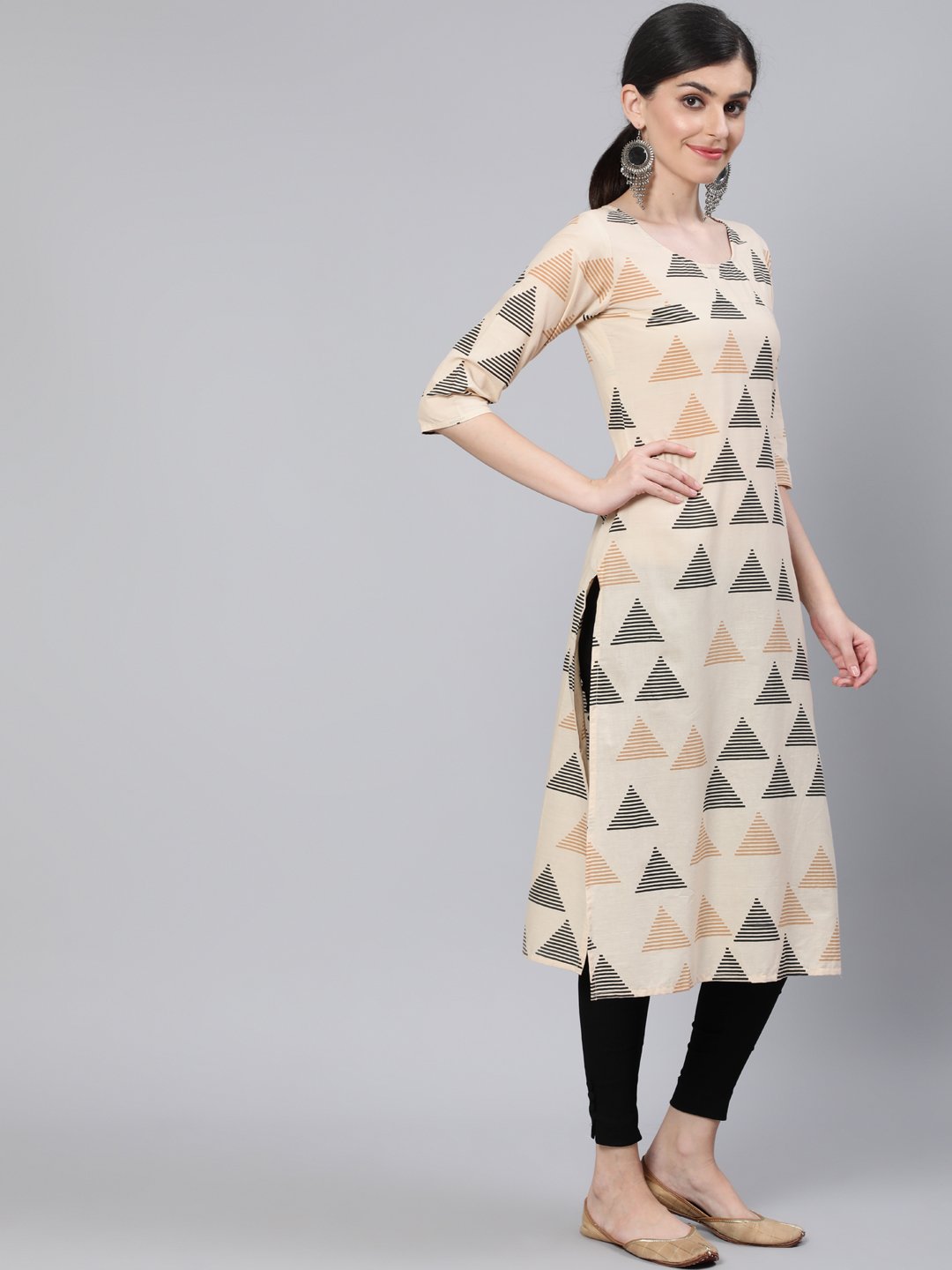 Women Beige Printed Straight Kurta With Three Quarter Sleeves