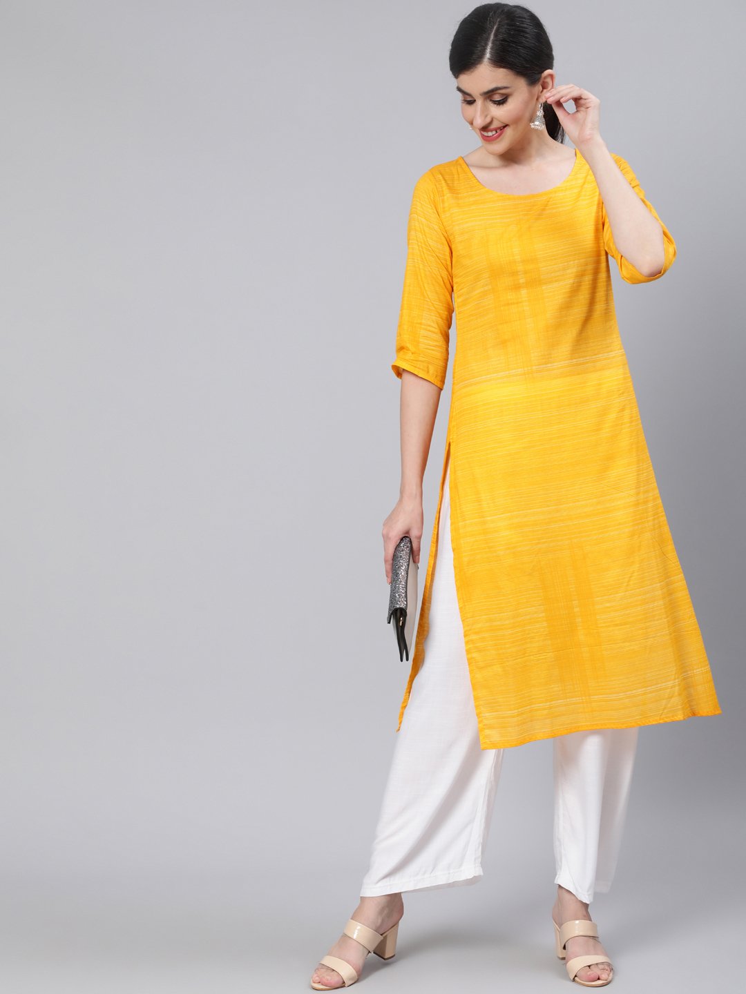 Women Yellow Straight Kurta With Three Quarter Sleeves