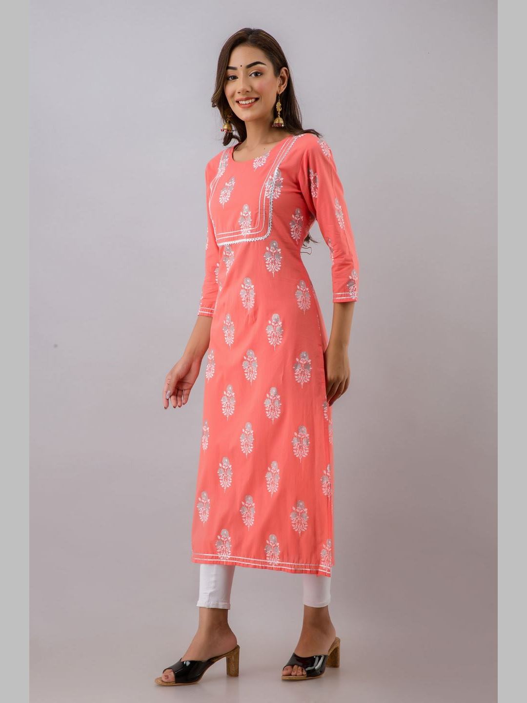 Women Cotton Printed Round Neck 3/4 Sleeve Straight Calf Length Kurta