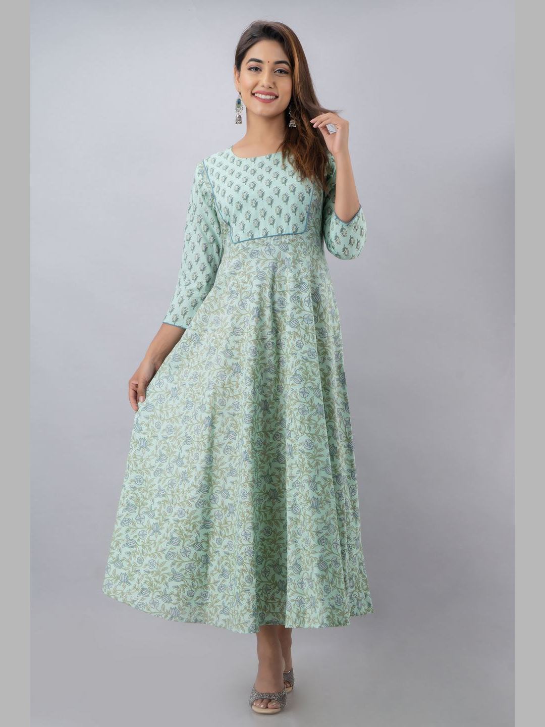 Women Cotton Printed Flared Kurta