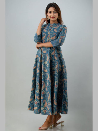 Women Cotton Printed Flared Kurta