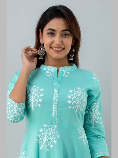 Women Cotton Printed Flared Kurta