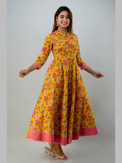 Women Cotton Printed Flared Kurta