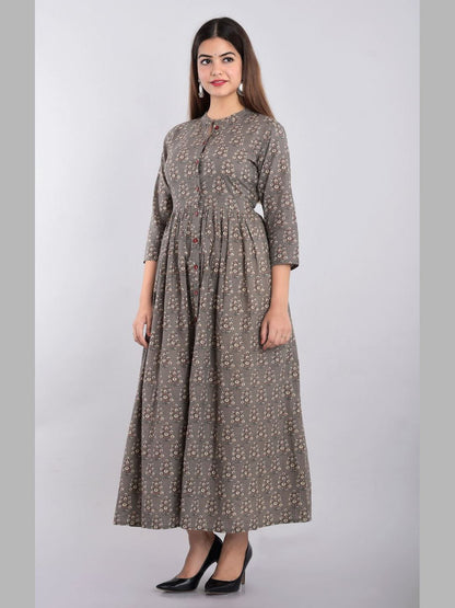 Women Cotton Printed Flared Kurta