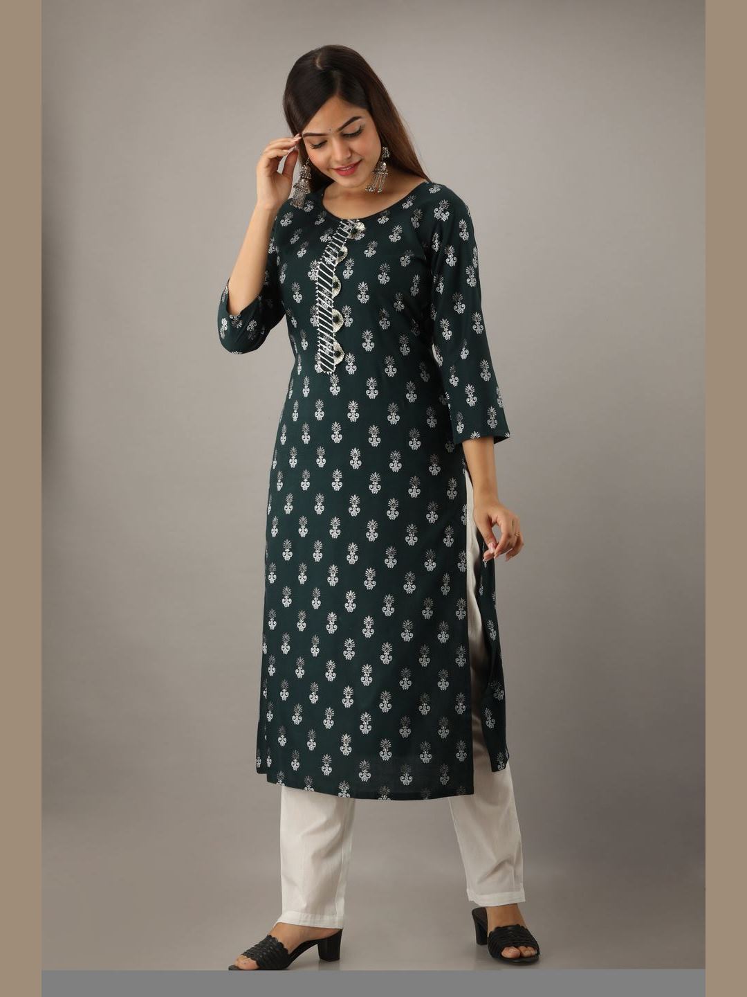 Women Cotton Printed Straight Kurta