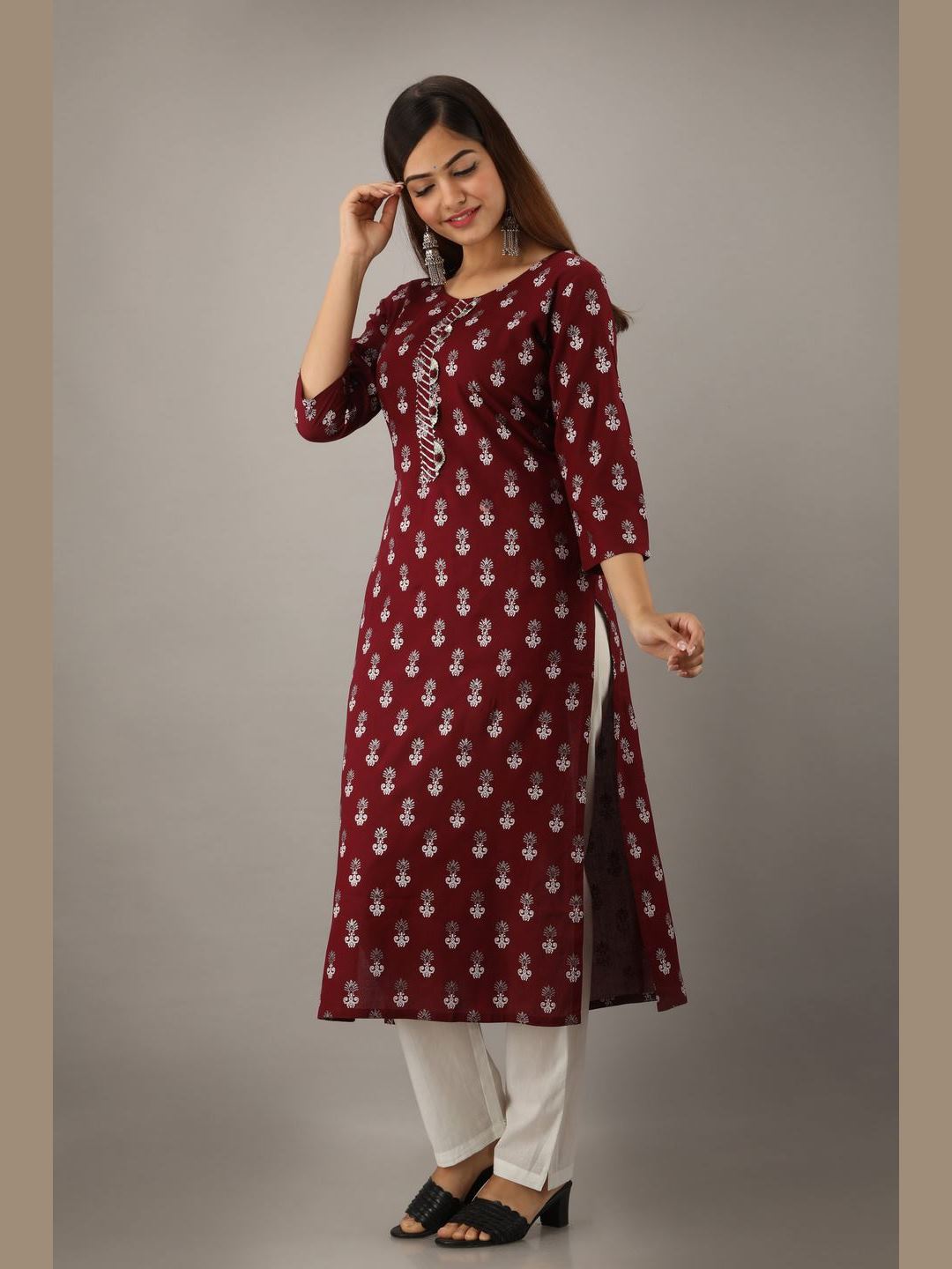 Women Cotton Printed Straight Kurta