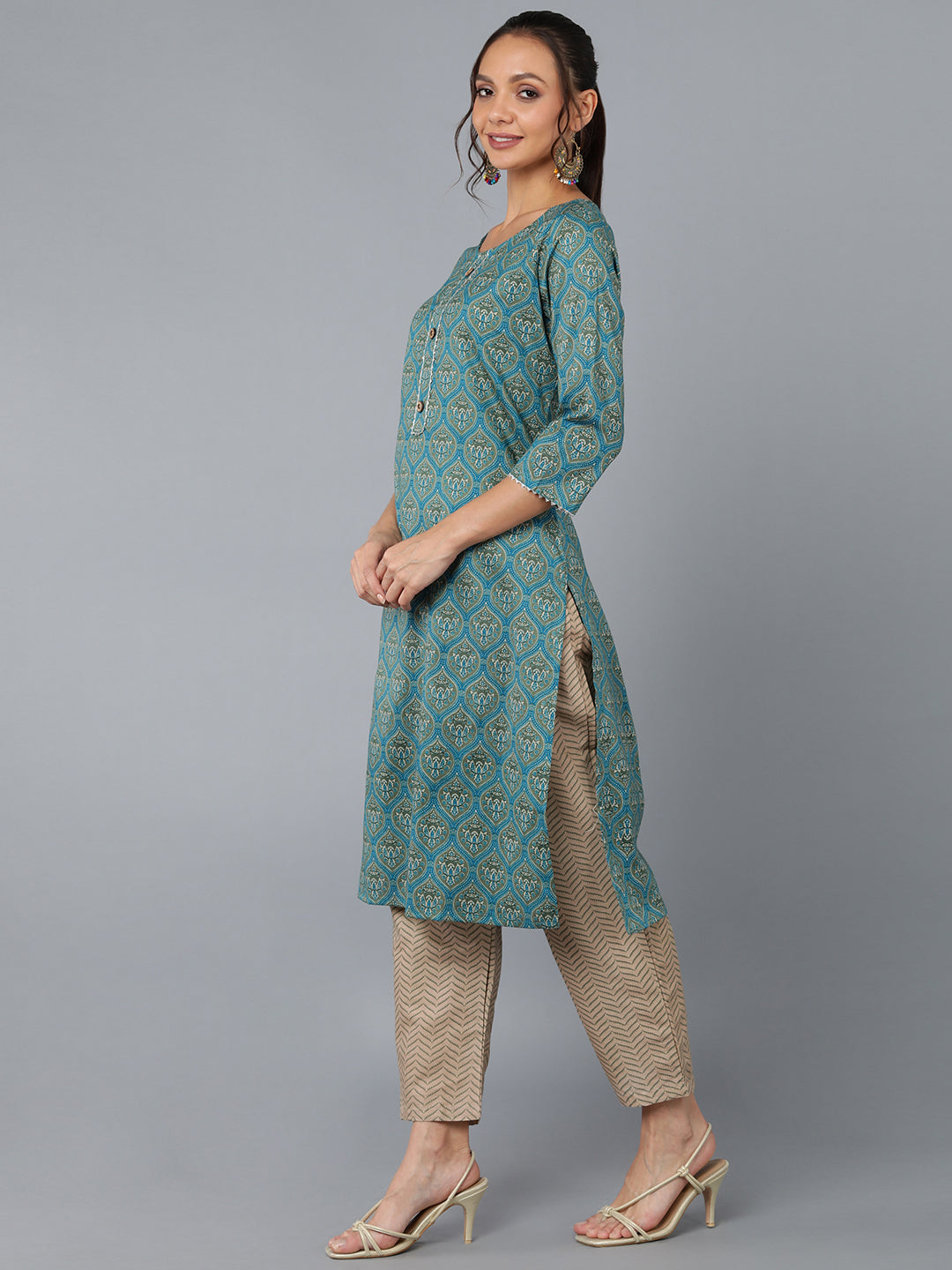 Cotton Blend Printed Straight Kurta Set (Teal )