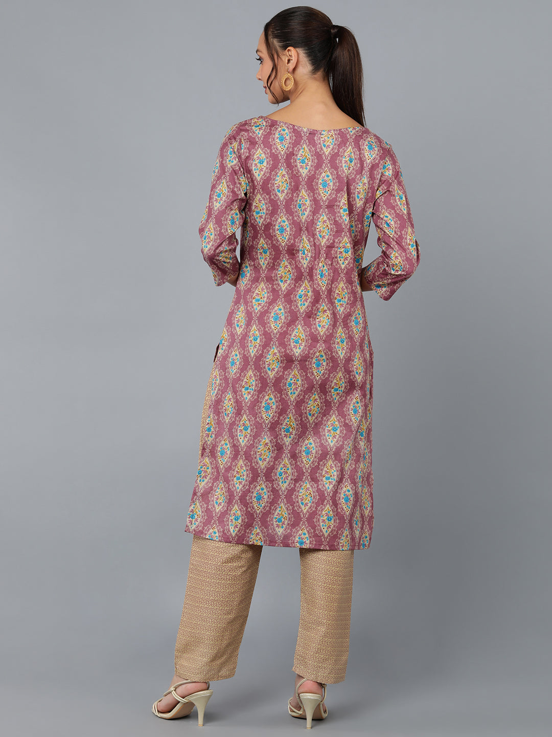 Cotton Blend Printed Straight Kurta Set (Peach)