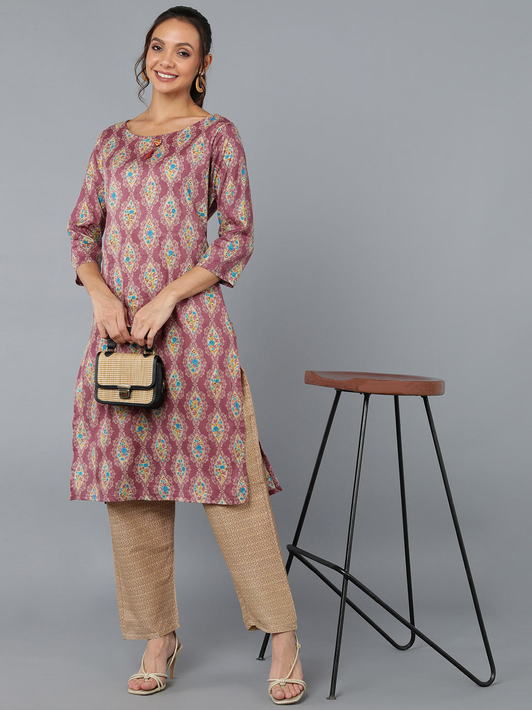 Cotton Blend Printed Straight Kurta Set (Peach)