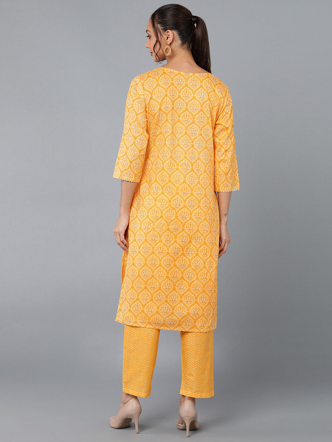 Cotton Blend Printed Straight Kurta Set (Yellow)