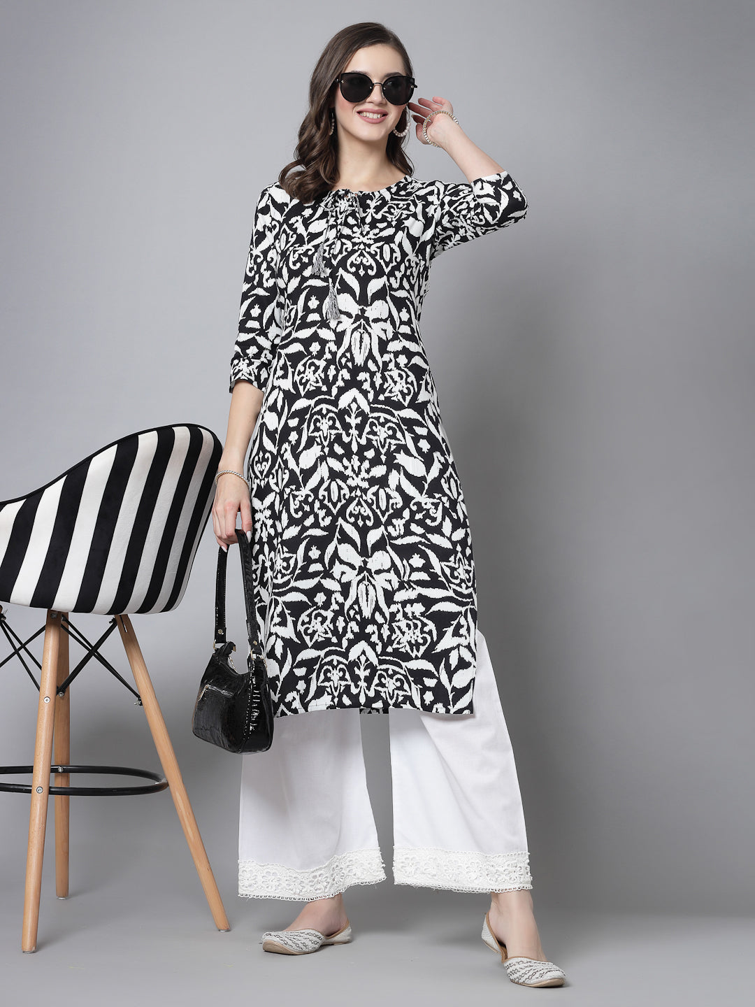 3/4 sleeves & Round NeckRayon Foral Print Kurta