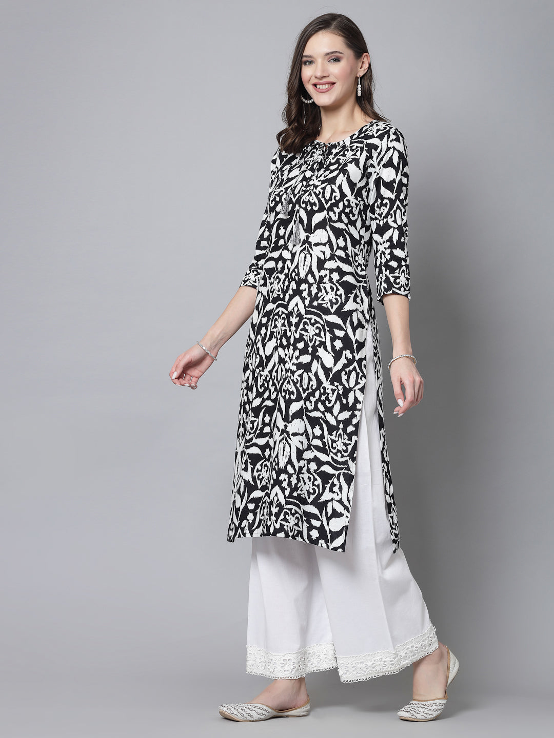 3/4 sleeves & Round NeckRayon Foral Print Kurta