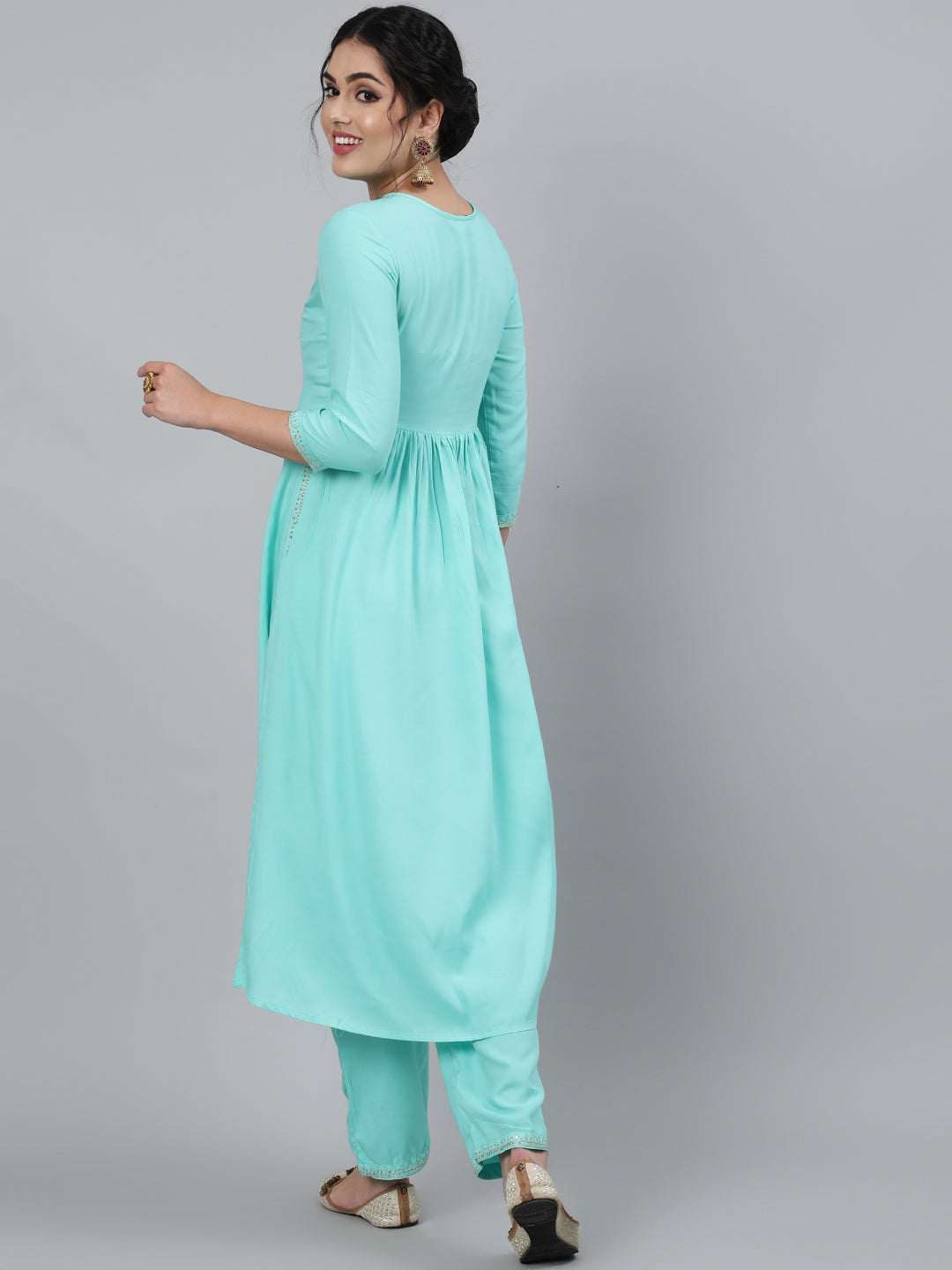 Women Rayon Slub Round Neck 3/4 Sleeve Solid A-Line Kurta & Pant Set