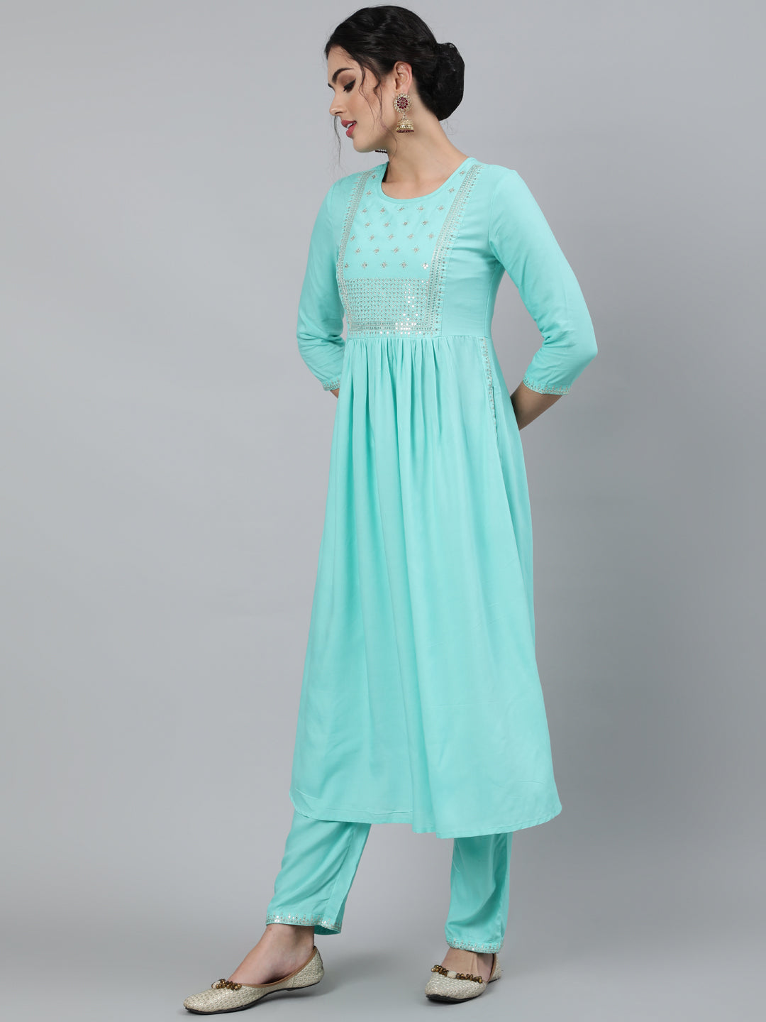 Women Rayon Slub Round Neck 3/4 Sleeve Solid A-Line Kurta & Pant Set