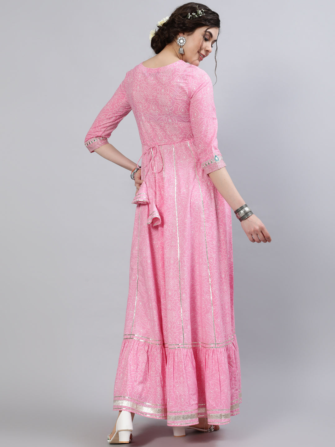 Women Cotton Round Neck 3/4 Sleeve Embroidered Flared Kurta