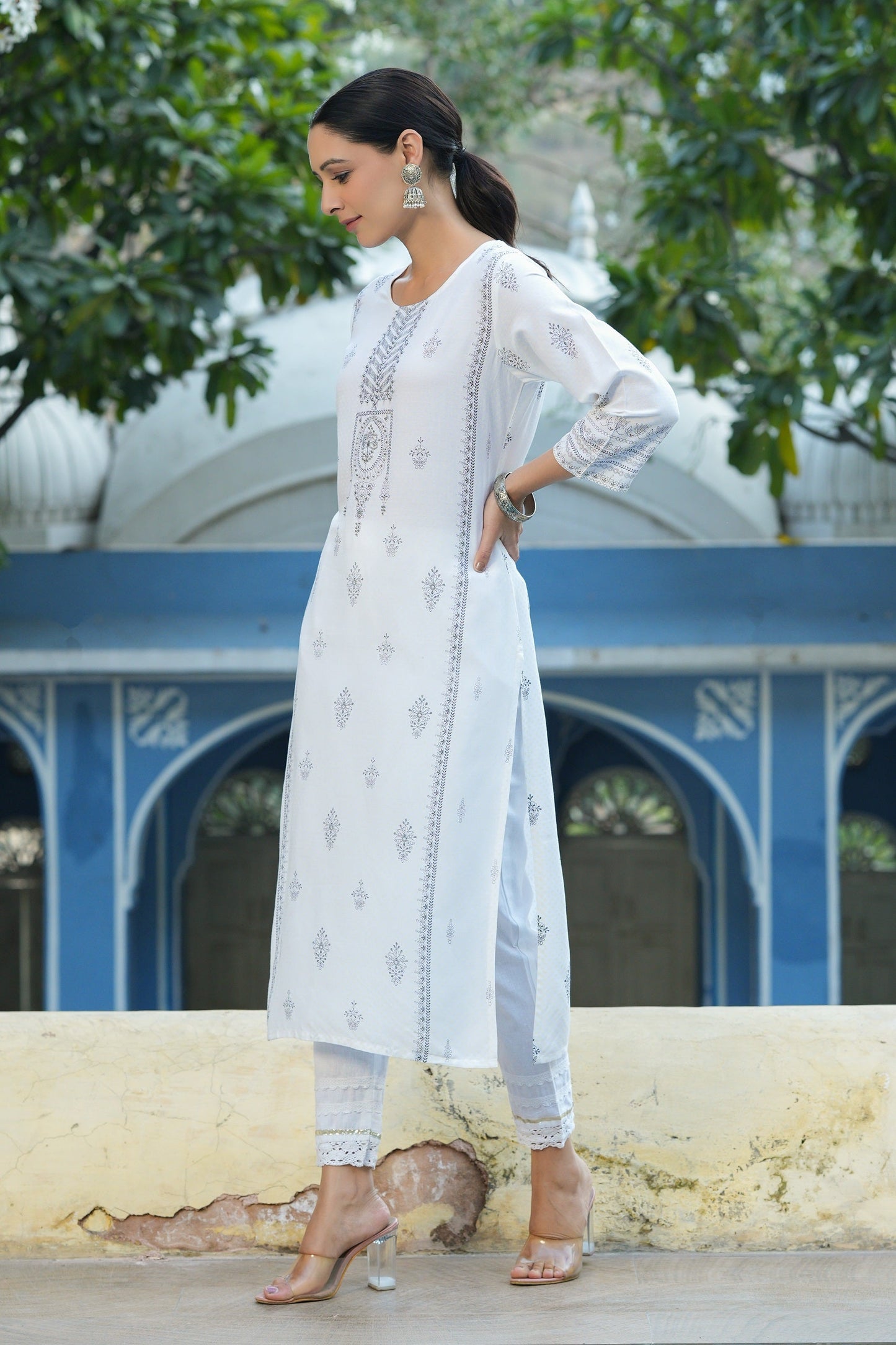 White Rayon Placement Printed Straight Kurta