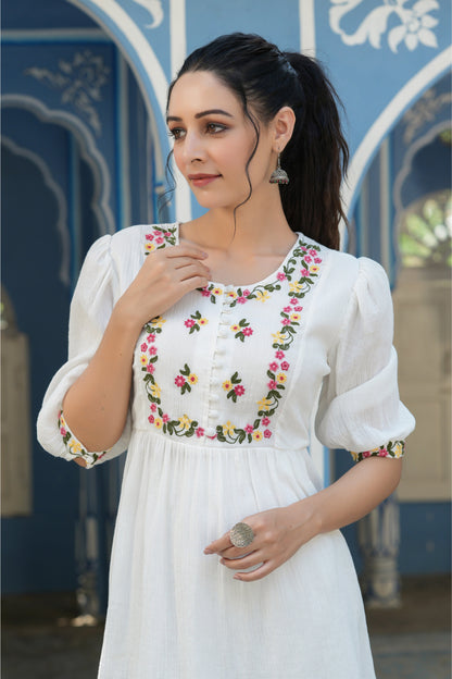 White Cotton Crepe Floral Embroderied Tunic