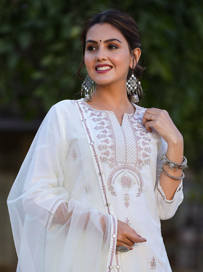 Off-White Chinnon Embroidery Kurta Pant Dupatta Set