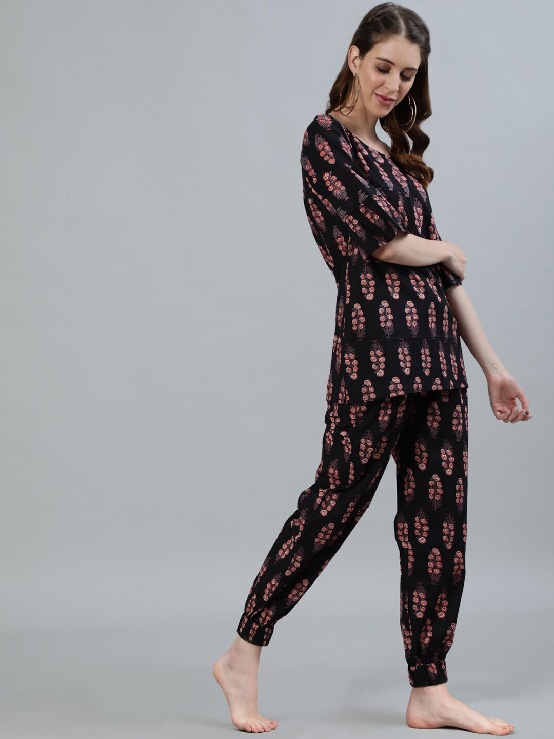 Women Black Printed Night suit