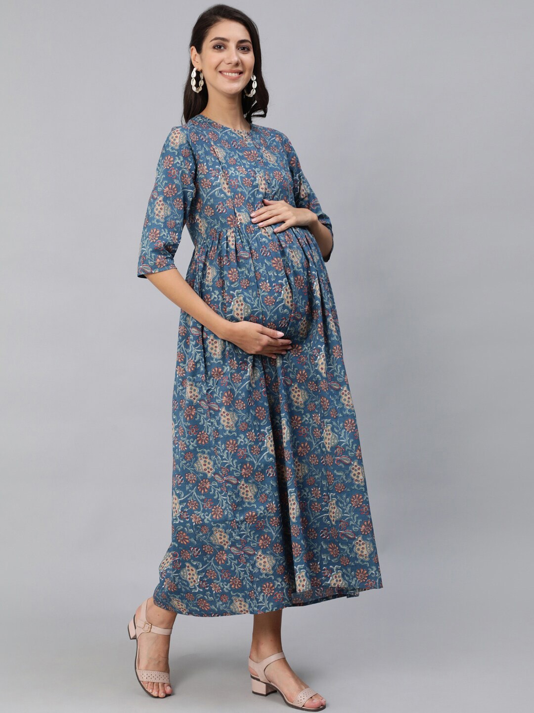 Women Blue Floral Printed Maternity Dress With Three Quarter Sleeves