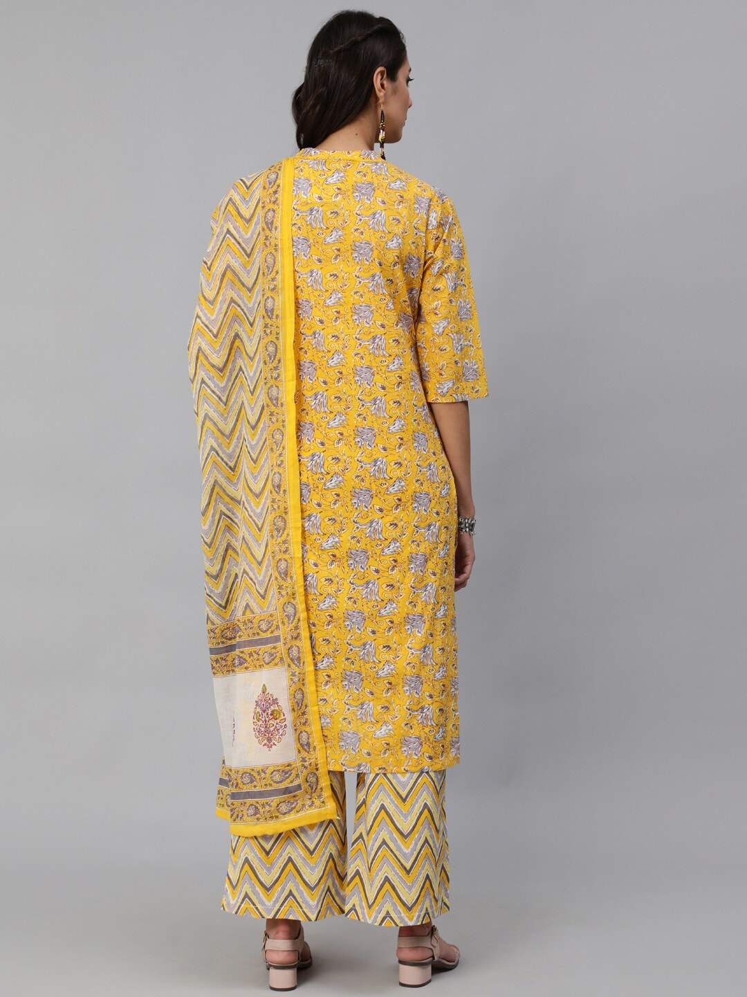 Women Yellow & Grey Floral Printed Straight Kurta Set With Plazo & Dupatta