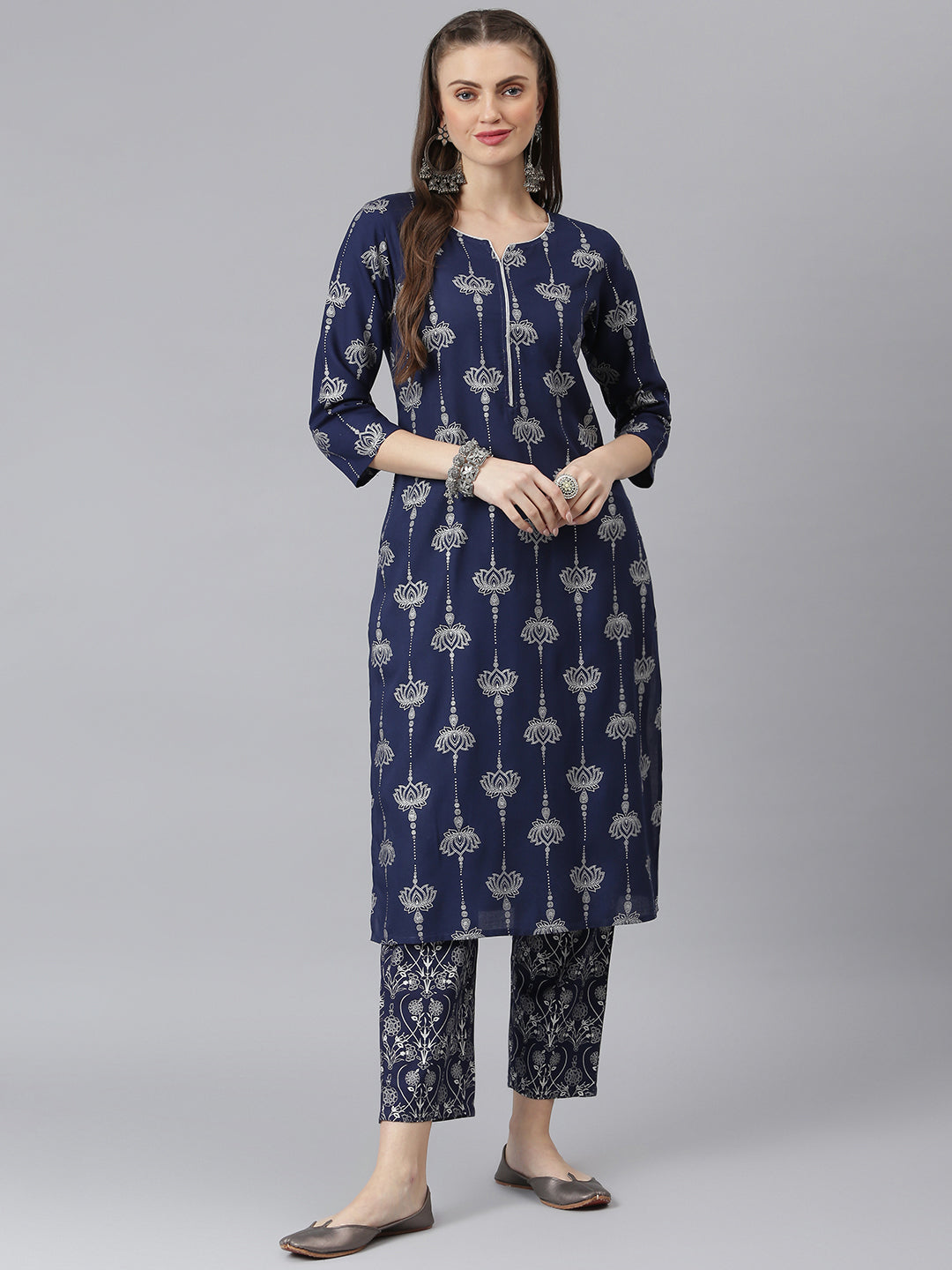 Women Floral Print Rayon Straight Kurta Pant Set