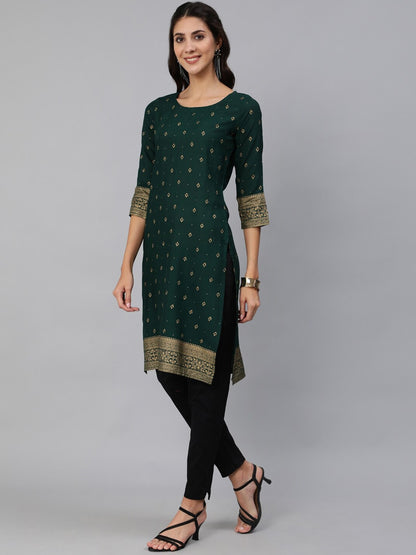 Women Green & Gold Printed Straight Kurta With Three Quarter sleeves